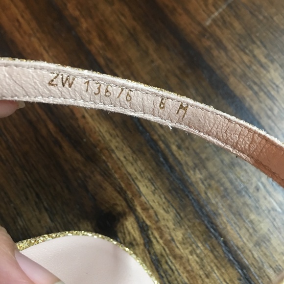 🆕Stuart Weitzman Crisscross Sandal Gold Glitter - Picture 8 of 8